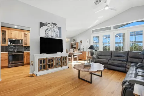 732 Lighthouse Drive Tarpon Springs FL 34689