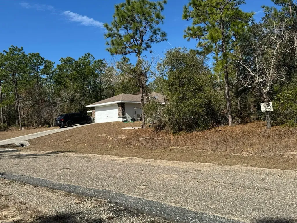 3957 W Firewood Loop Dunnellon FL 34433
