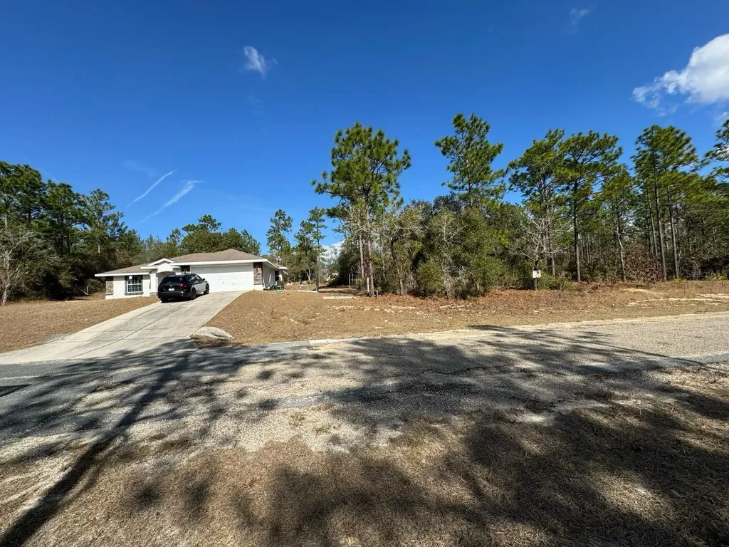 3957 W Firewood Loop Dunnellon FL 34433