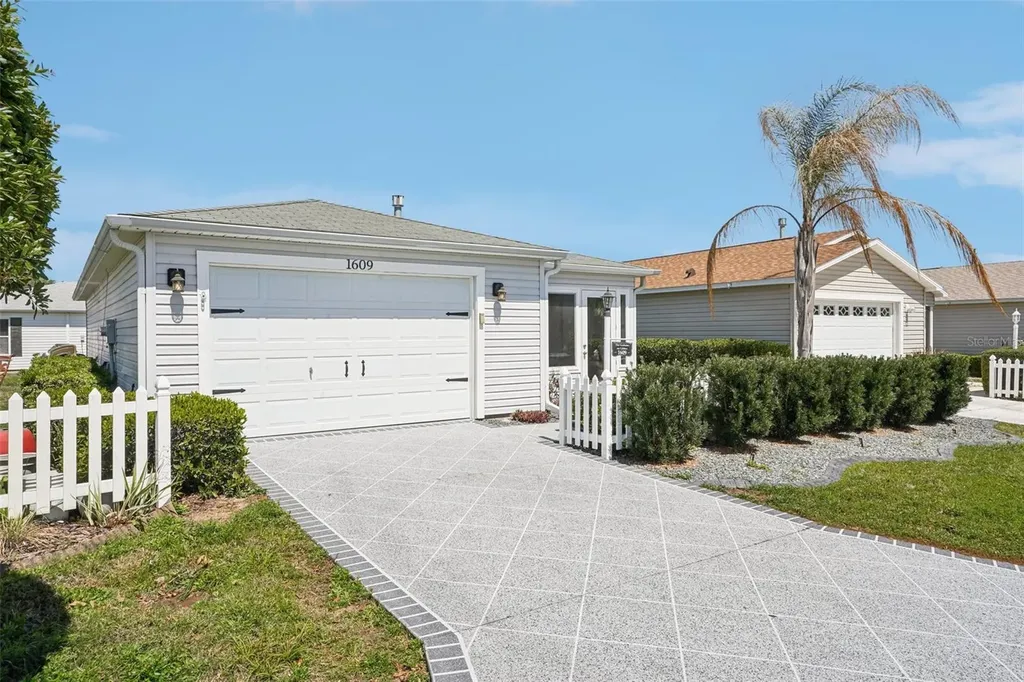 1609 Gibbes Way The Villages FL 32162