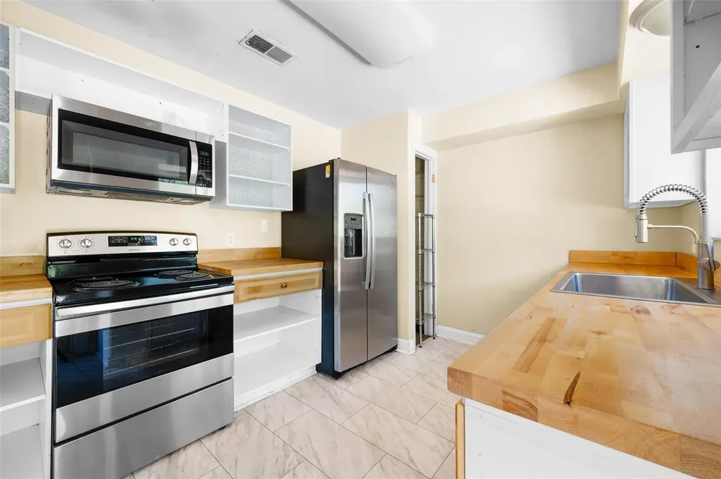 3716 SW 2nd Place Gainesville FL 32607
