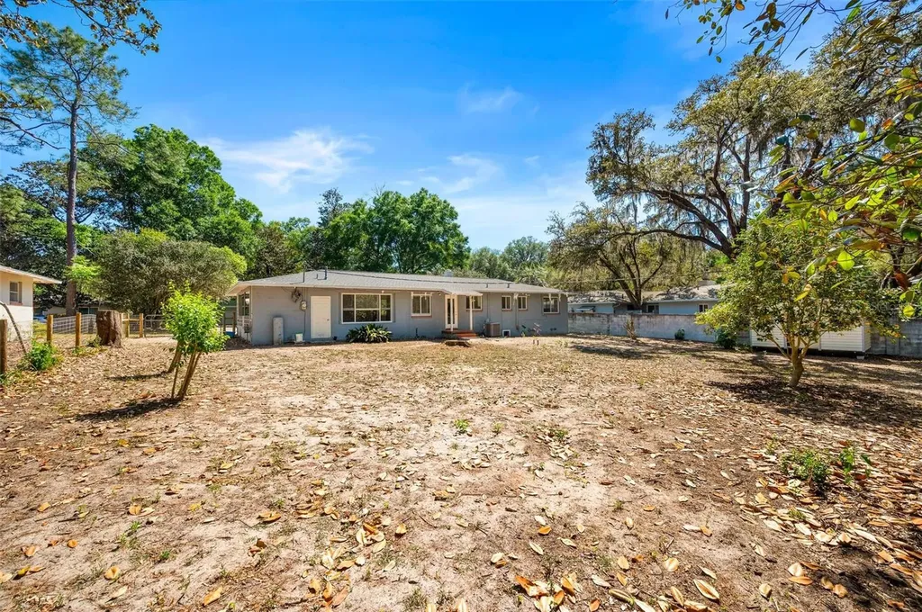 3716 SW 2nd Place Gainesville FL 32607