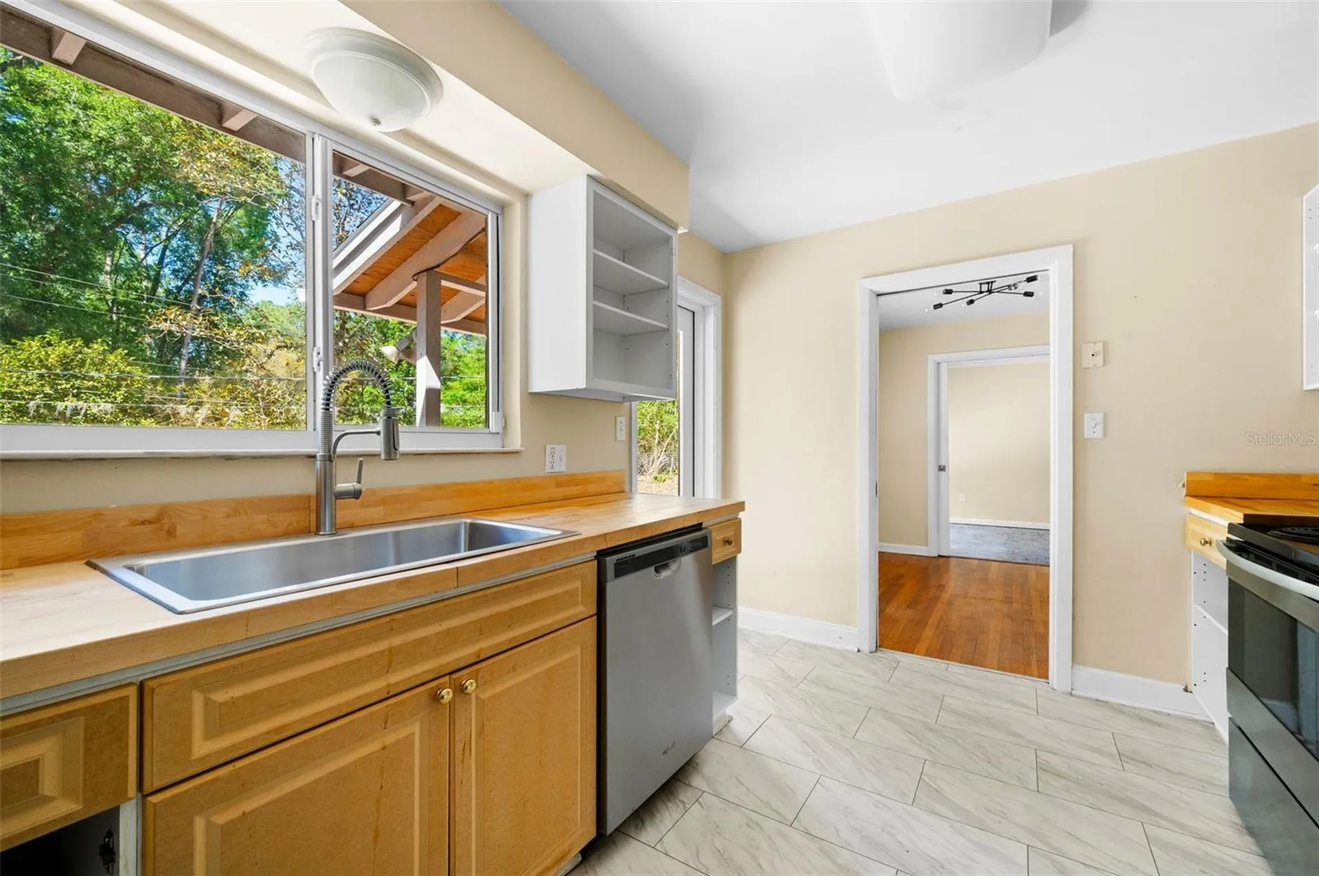 3716 SW 2nd Place Gainesville FL 32607