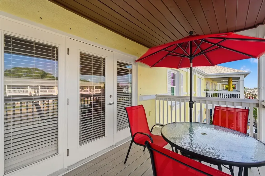 5005 Coquina Key Drive SE St Petersburg FL 33705