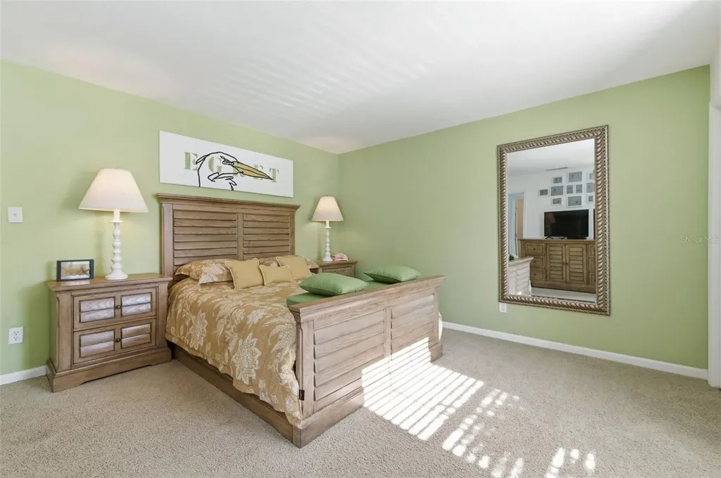 5005 Coquina Key Drive SE St Petersburg FL 33705