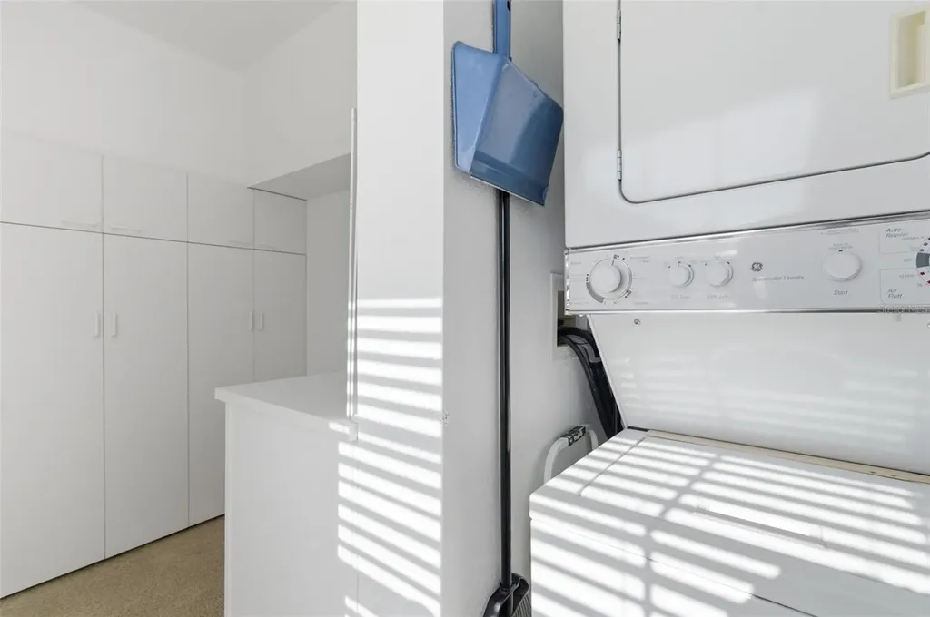 5005 Coquina Key Drive SE St Petersburg FL 33705
