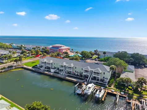 5005 Coquina Key Drive SE St Petersburg FL 33705