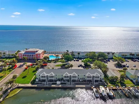5005 Coquina Key Drive SE St Petersburg FL 33705