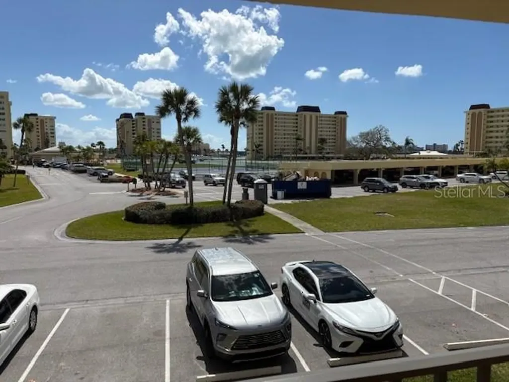 4700 Cove Circle St Petersburg FL 33708