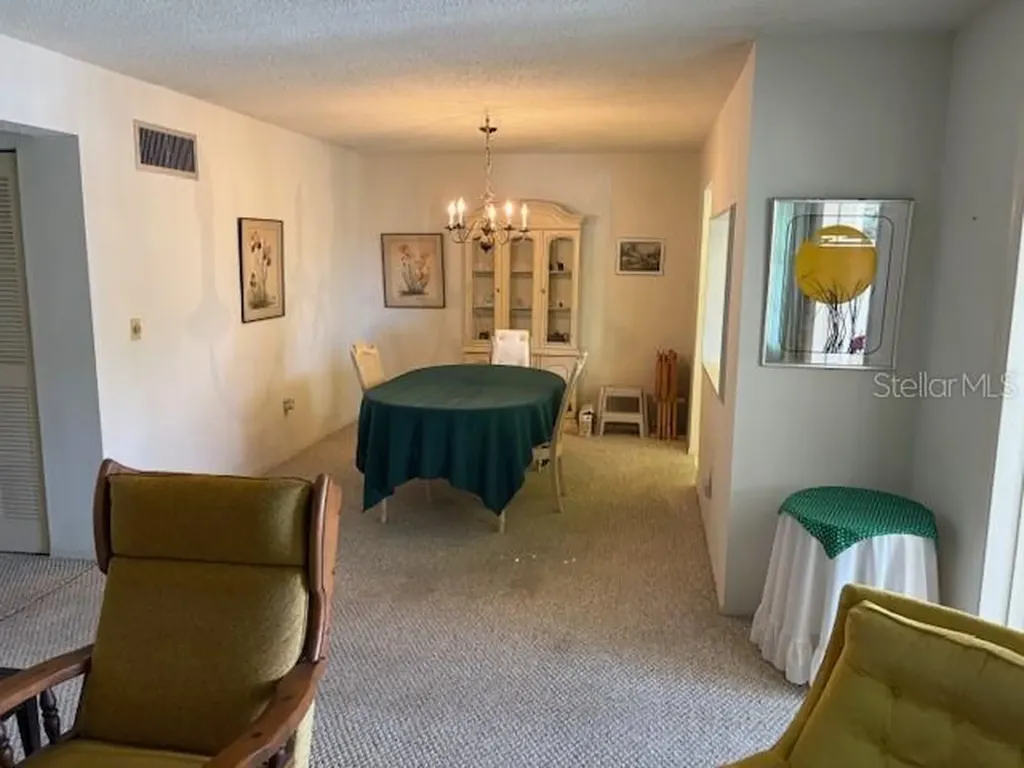 4700 Cove Circle St Petersburg FL 33708