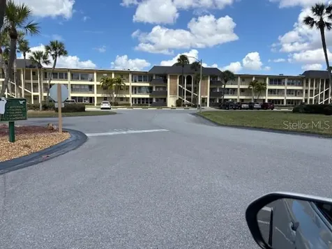 4700 Cove Circle St Petersburg FL 33708