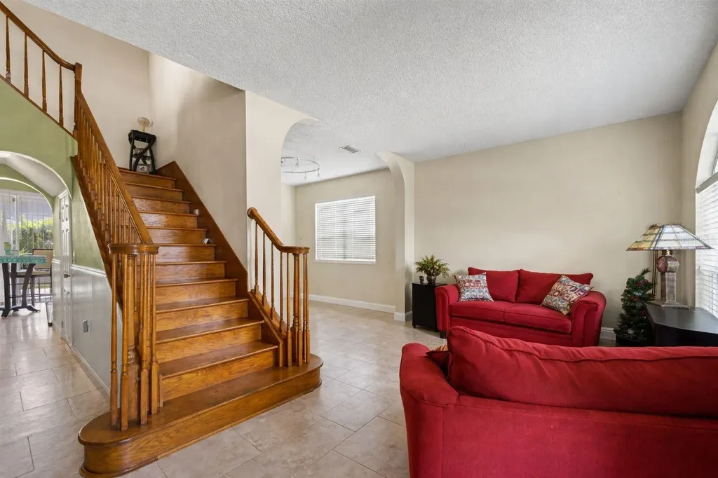 4922 Edgewater Lane Oldsmar FL 34677