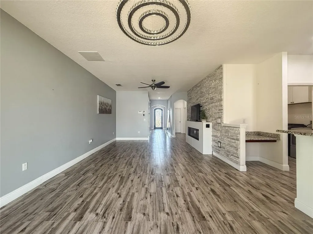 2911 Orange Haven Way Kissimmee FL 34746