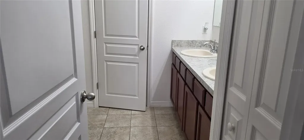 2911 Orange Haven Way Kissimmee FL 34746