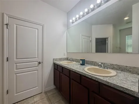 2911 Orange Haven Way Kissimmee FL 34746