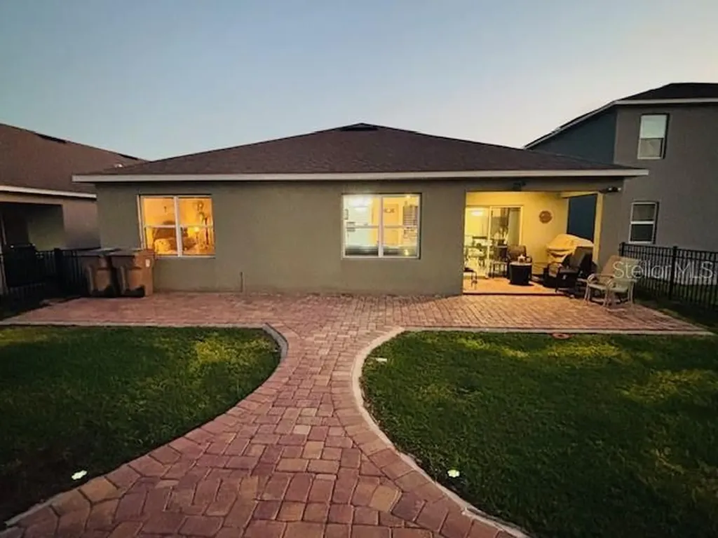5077 Barombi Bend St Cloud FL 34772
