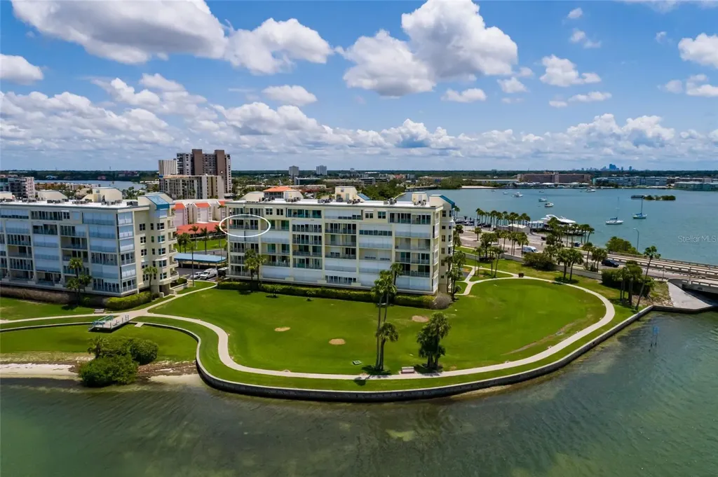 7862 Sailboat Key Boulevard S South Pasadena FL 33707
