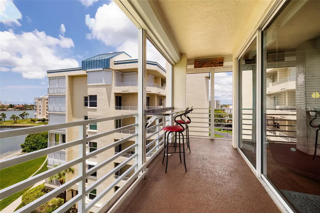 7862 Sailboat Key Boulevard S South Pasadena FL 33707