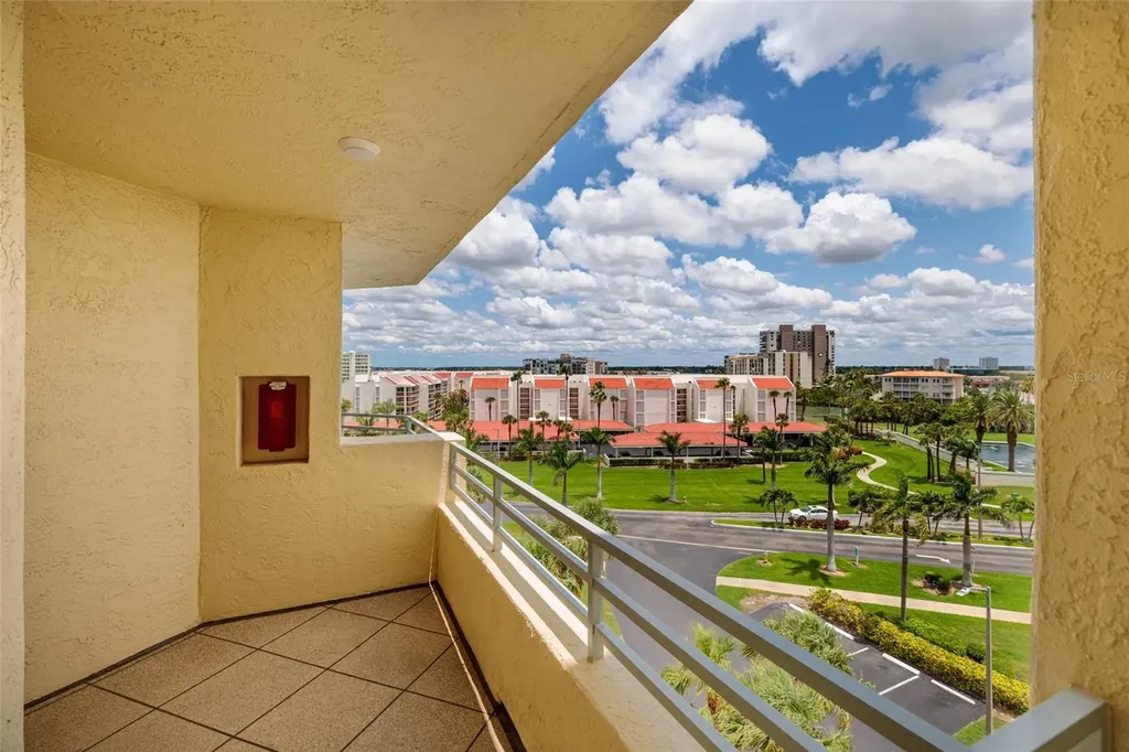 7862 Sailboat Key Boulevard S South Pasadena FL 33707