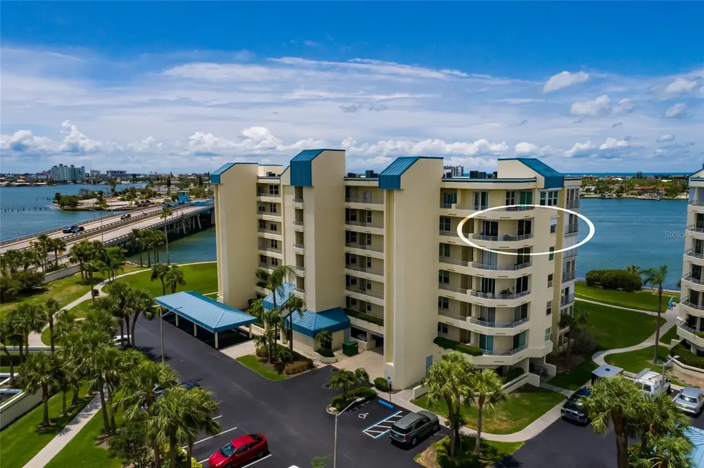 7862 Sailboat Key Boulevard S South Pasadena FL 33707