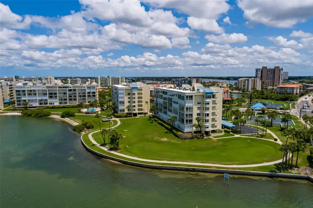7862 Sailboat Key Boulevard S South Pasadena FL 33707