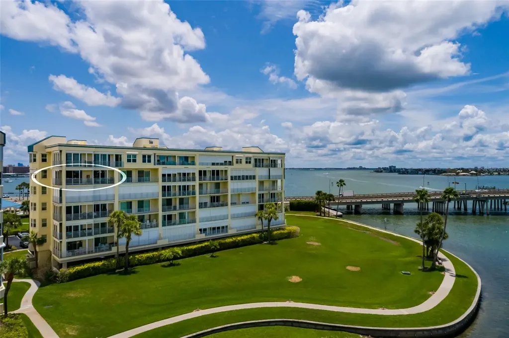 7862 Sailboat Key Boulevard S South Pasadena FL 33707