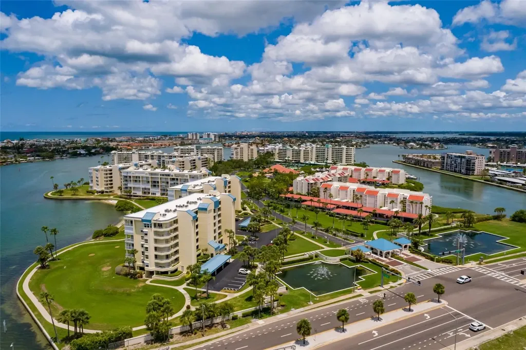 7862 Sailboat Key Boulevard S South Pasadena FL 33707