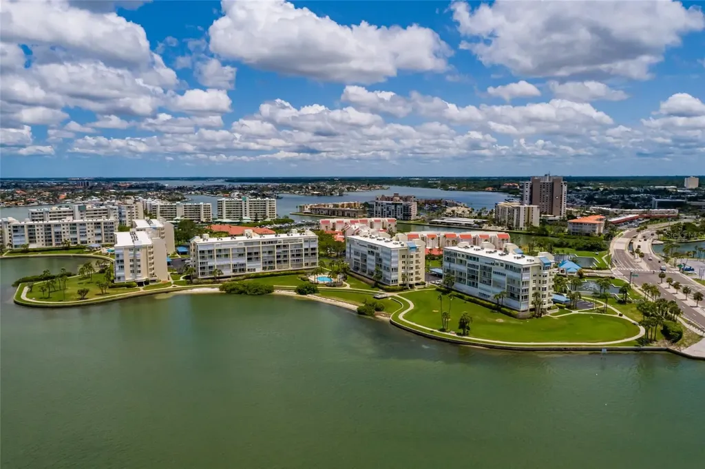 7862 Sailboat Key Boulevard S South Pasadena FL 33707
