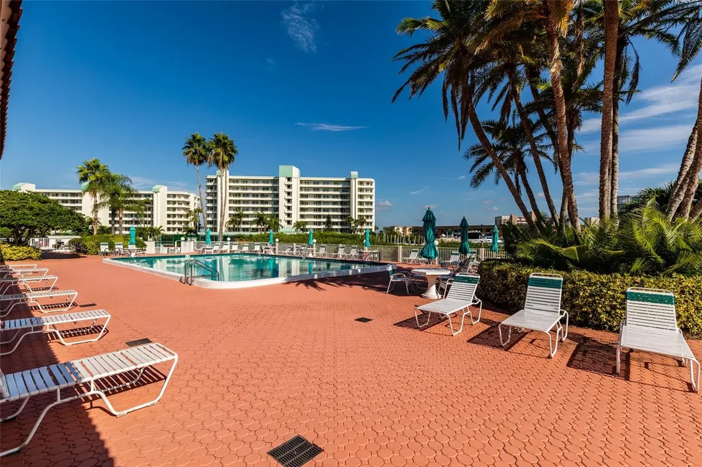 7862 Sailboat Key Boulevard S South Pasadena FL 33707