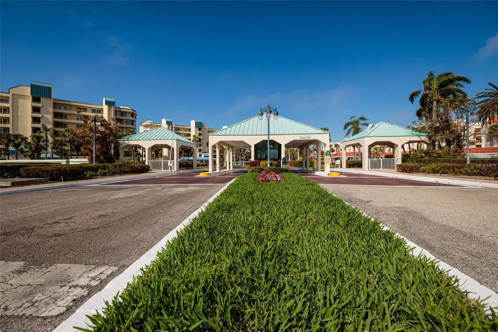 7862 Sailboat Key Boulevard S South Pasadena FL 33707