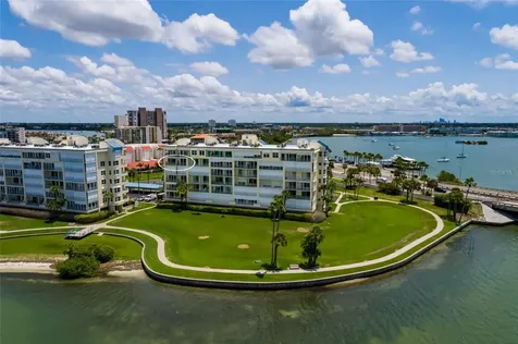 7862 Sailboat Key Boulevard S South Pasadena FL 33707