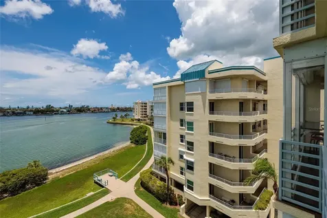 7862 Sailboat Key Boulevard S South Pasadena FL 33707