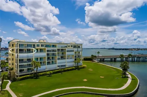 7862 Sailboat Key Boulevard S South Pasadena FL 33707