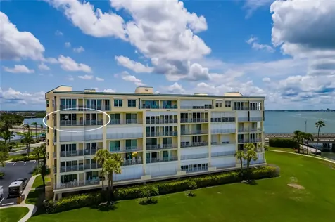 7862 Sailboat Key Boulevard S South Pasadena FL 33707