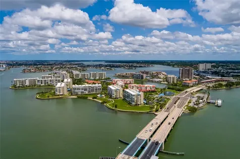 7862 Sailboat Key Boulevard S South Pasadena FL 33707