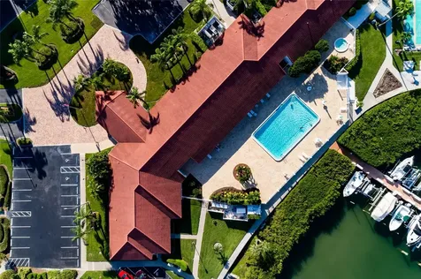 7862 Sailboat Key Boulevard S South Pasadena FL 33707