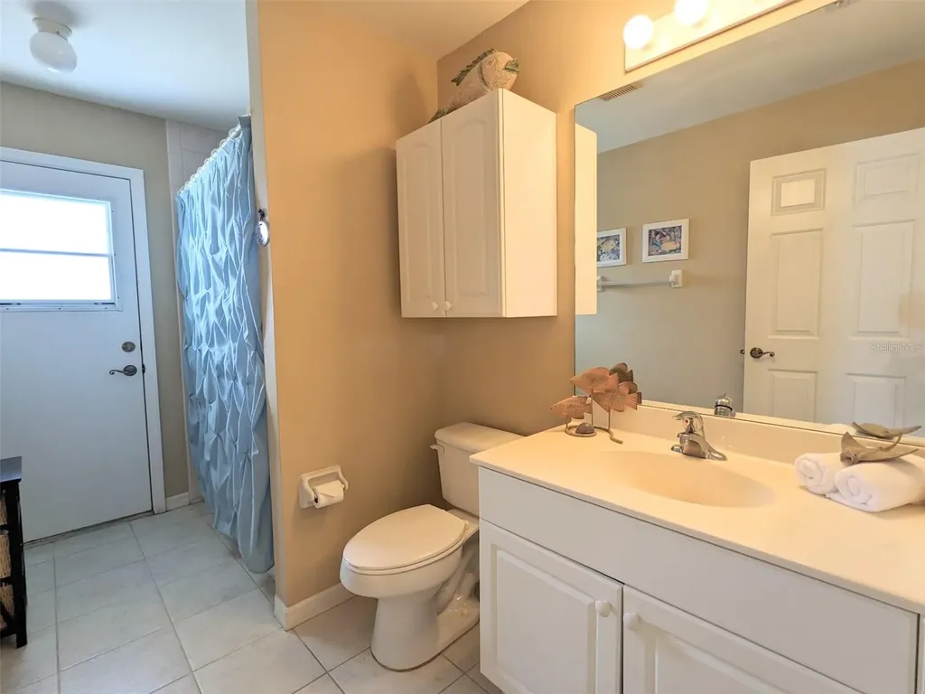 546 SE 4th Street Cape Coral FL 33990