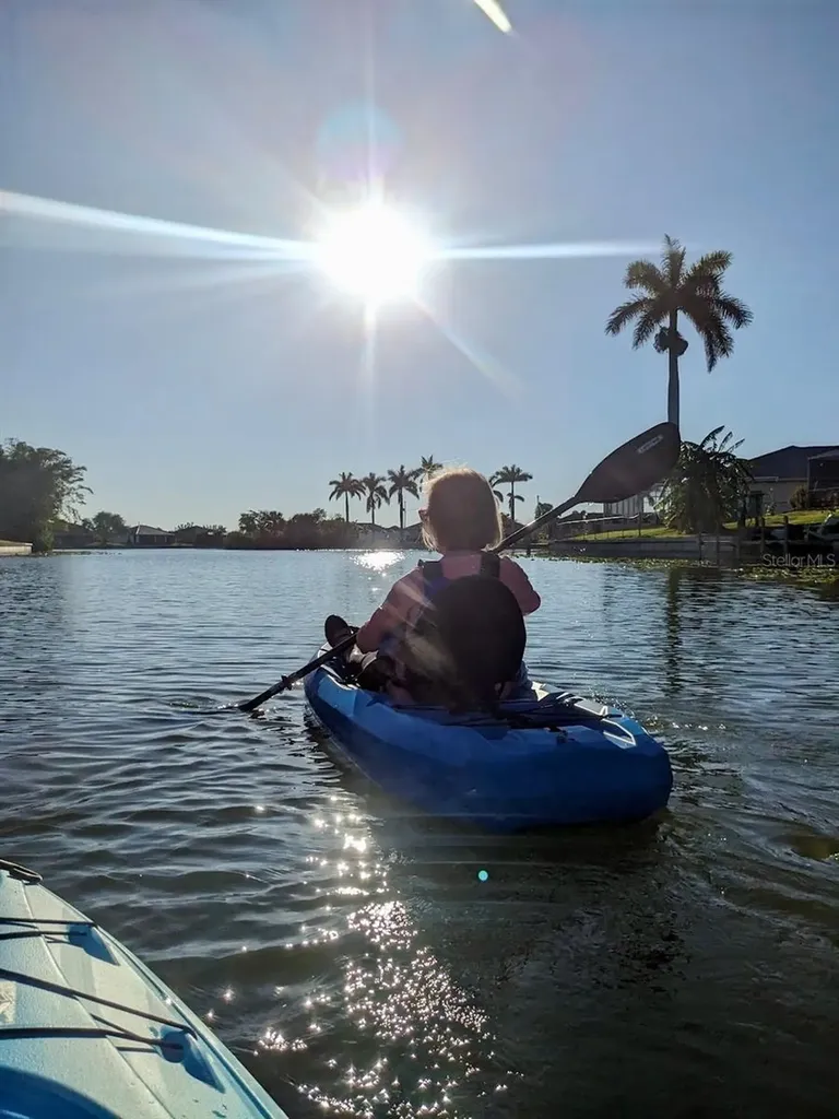 546 SE 4th Street Cape Coral FL 33990