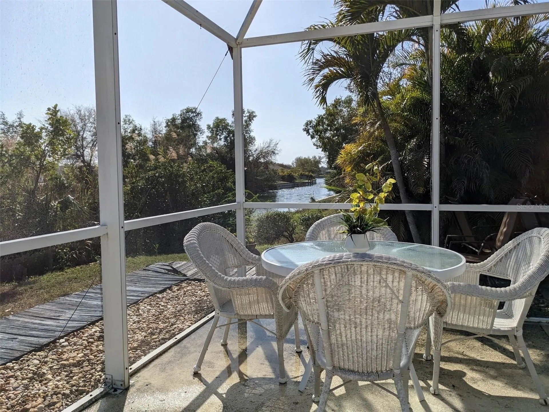 546 SE 4th Street Cape Coral FL 33990