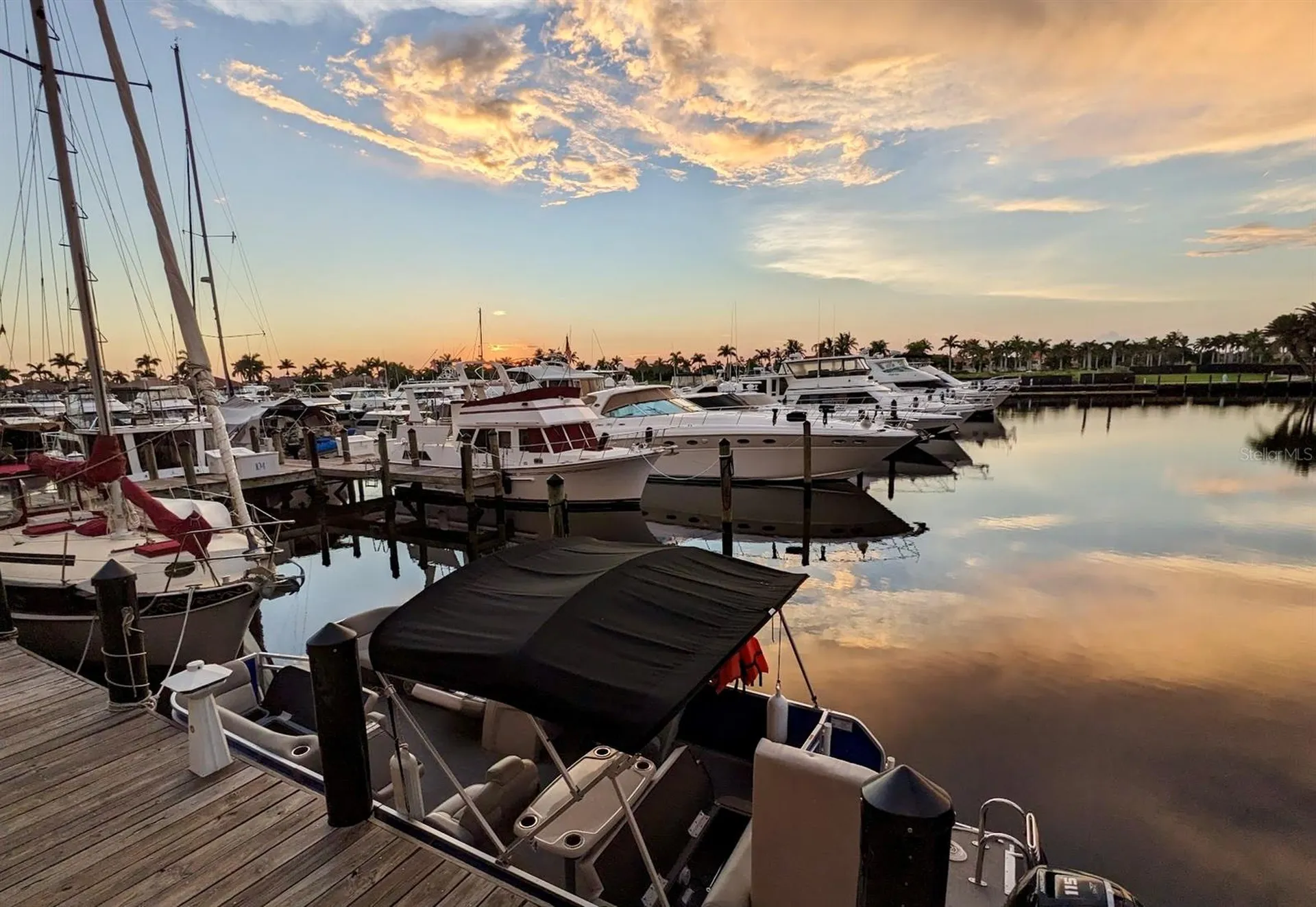 546 SE 4th Street Cape Coral FL 33990