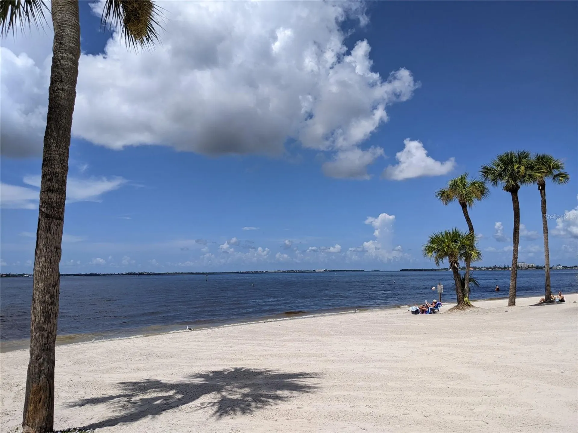 546 SE 4th Street Cape Coral FL 33990