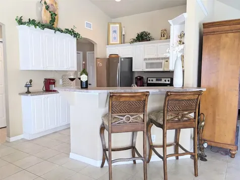 546 SE 4th Street Cape Coral FL 33990