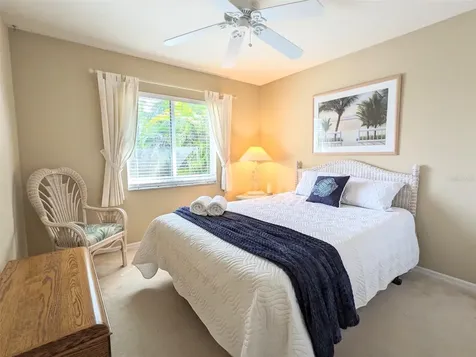 546 SE 4th Street Cape Coral FL 33990