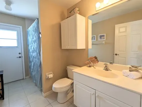 546 SE 4th Street Cape Coral FL 33990