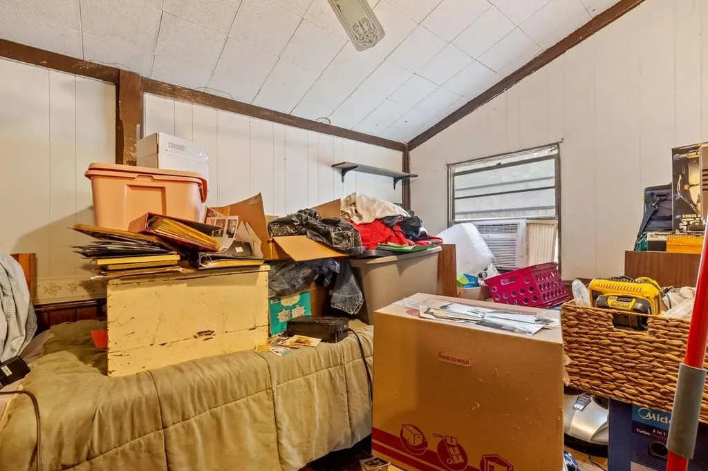 6954 1st Street Mulberry FL 33860