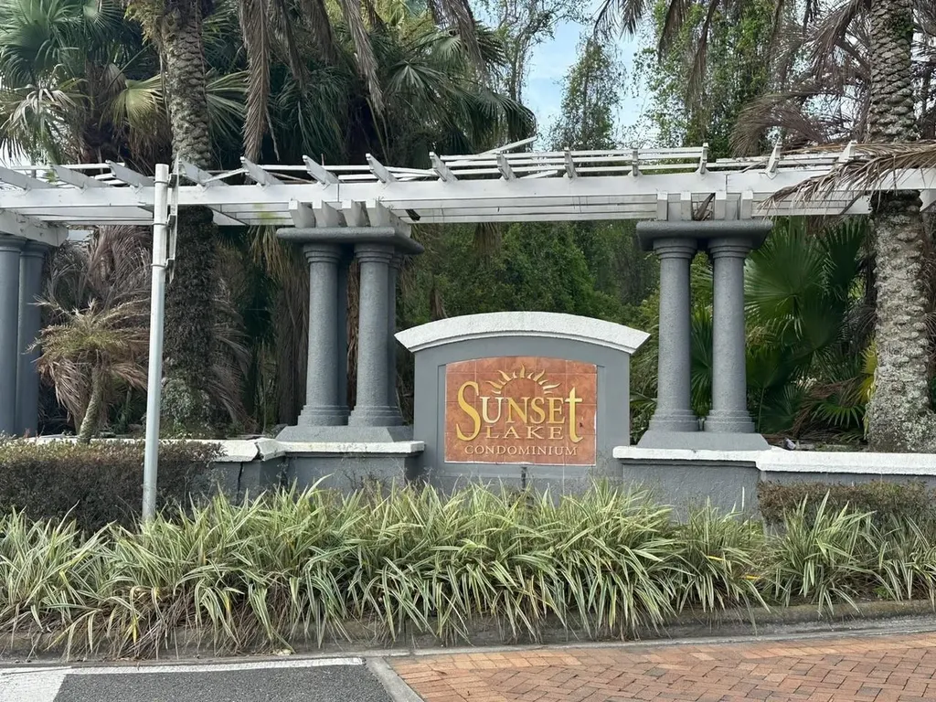 4348 S Kirkman Road Orlando FL 32811