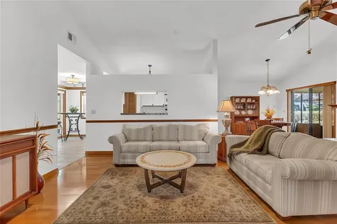 1011 W Pebble Beach Circle Winter Springs FL 32708