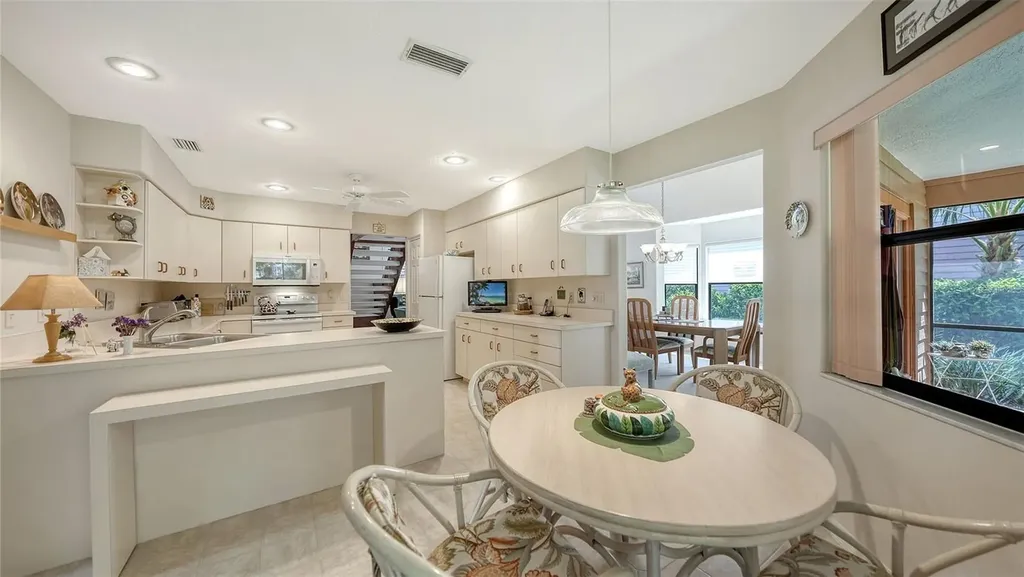 4310 74th Avenue E Sarasota FL 34243