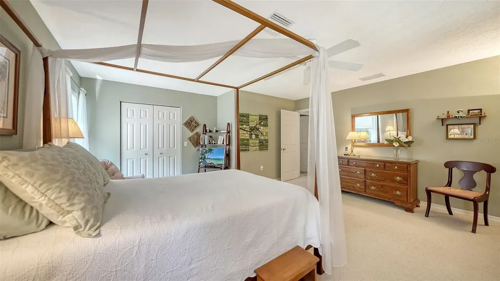 4310 74th Avenue E Sarasota FL 34243