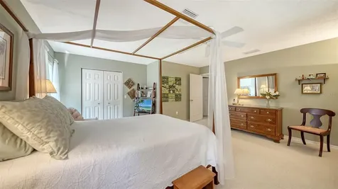 4310 74th Avenue E Sarasota FL 34243